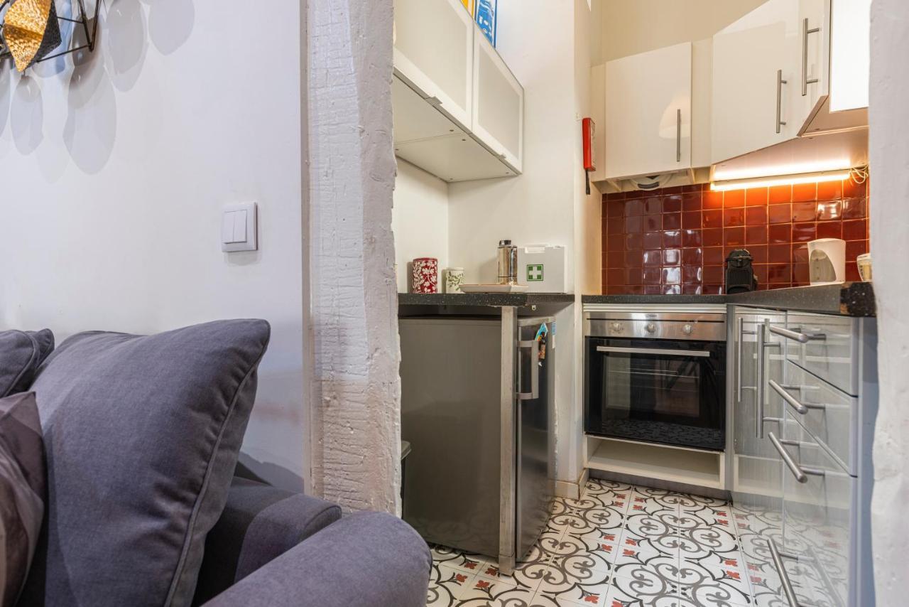 Alfama 2Bdr Duplex Apartment W/ Balcony By Lovelystay Lisbona Esterno foto