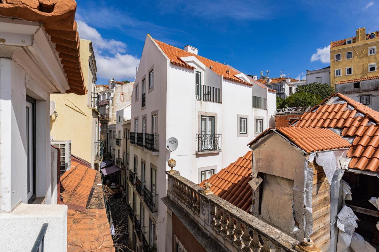 Alfama 2Bdr Duplex Apartment W/ Balcony By Lovelystay Lisbona Esterno foto