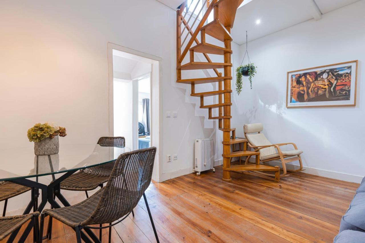 Alfama 2Bdr Duplex Apartment W/ Balcony By Lovelystay Lisbona Esterno foto